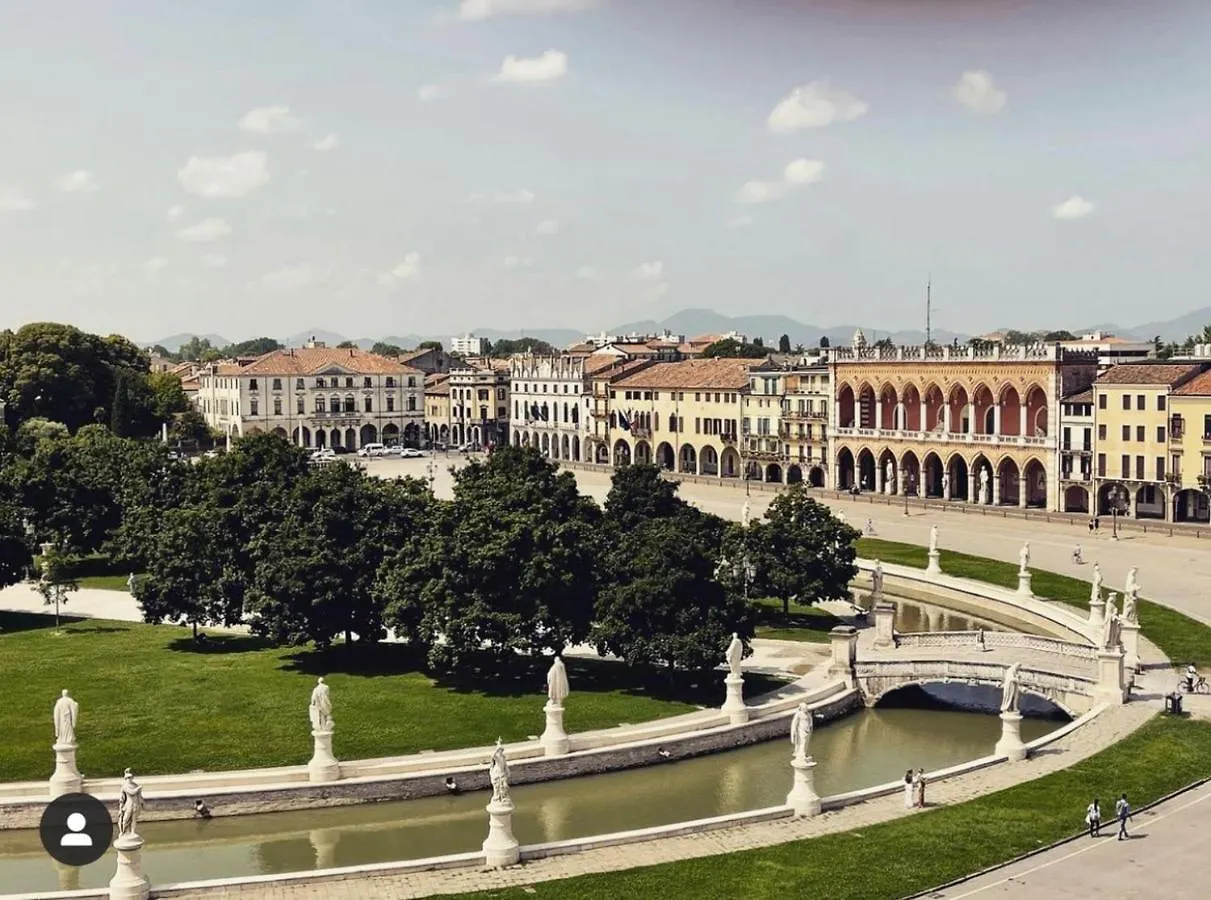 Casa Camilla City Apartment Padova Italy
